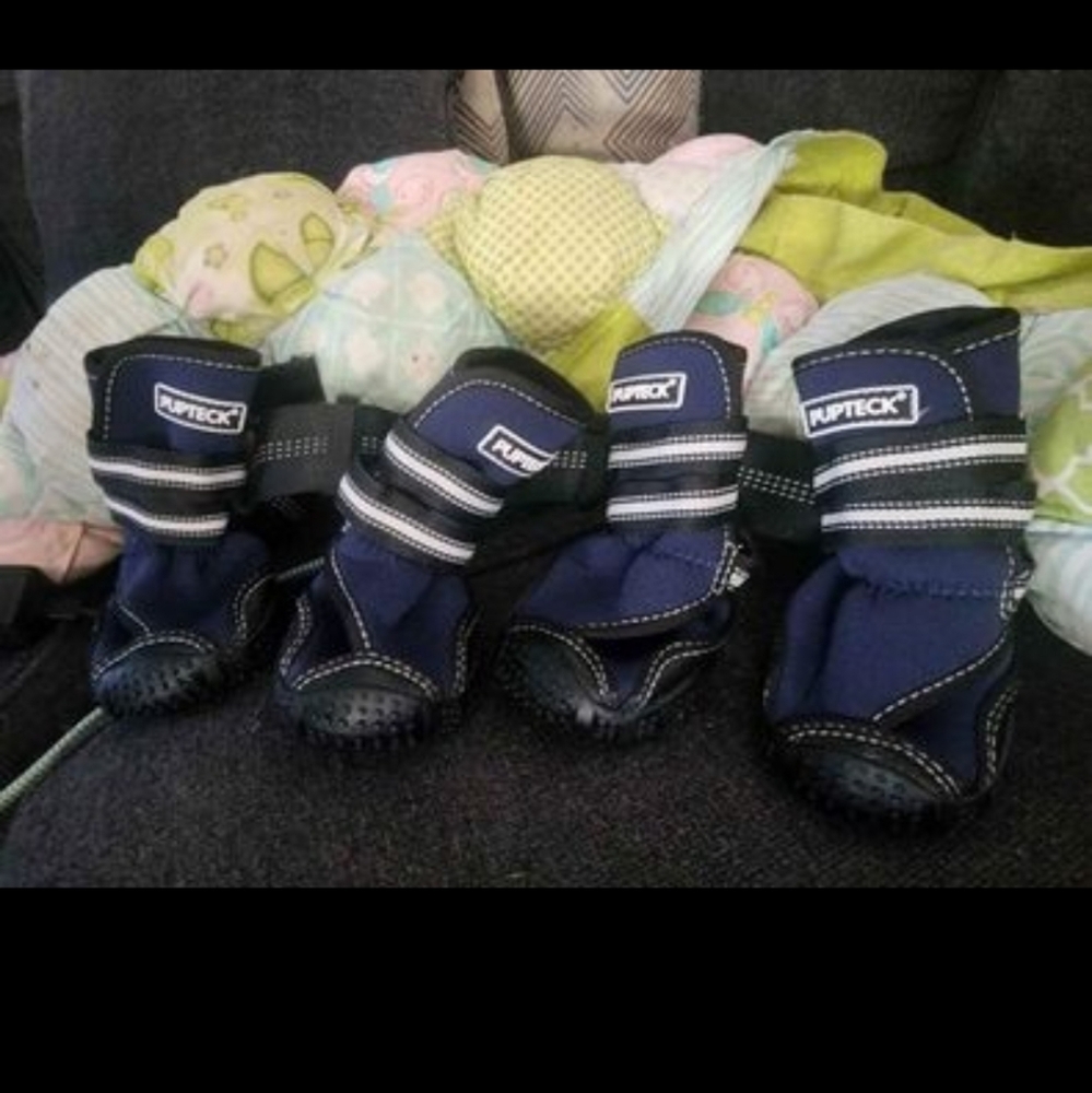 Pupteck weather boots